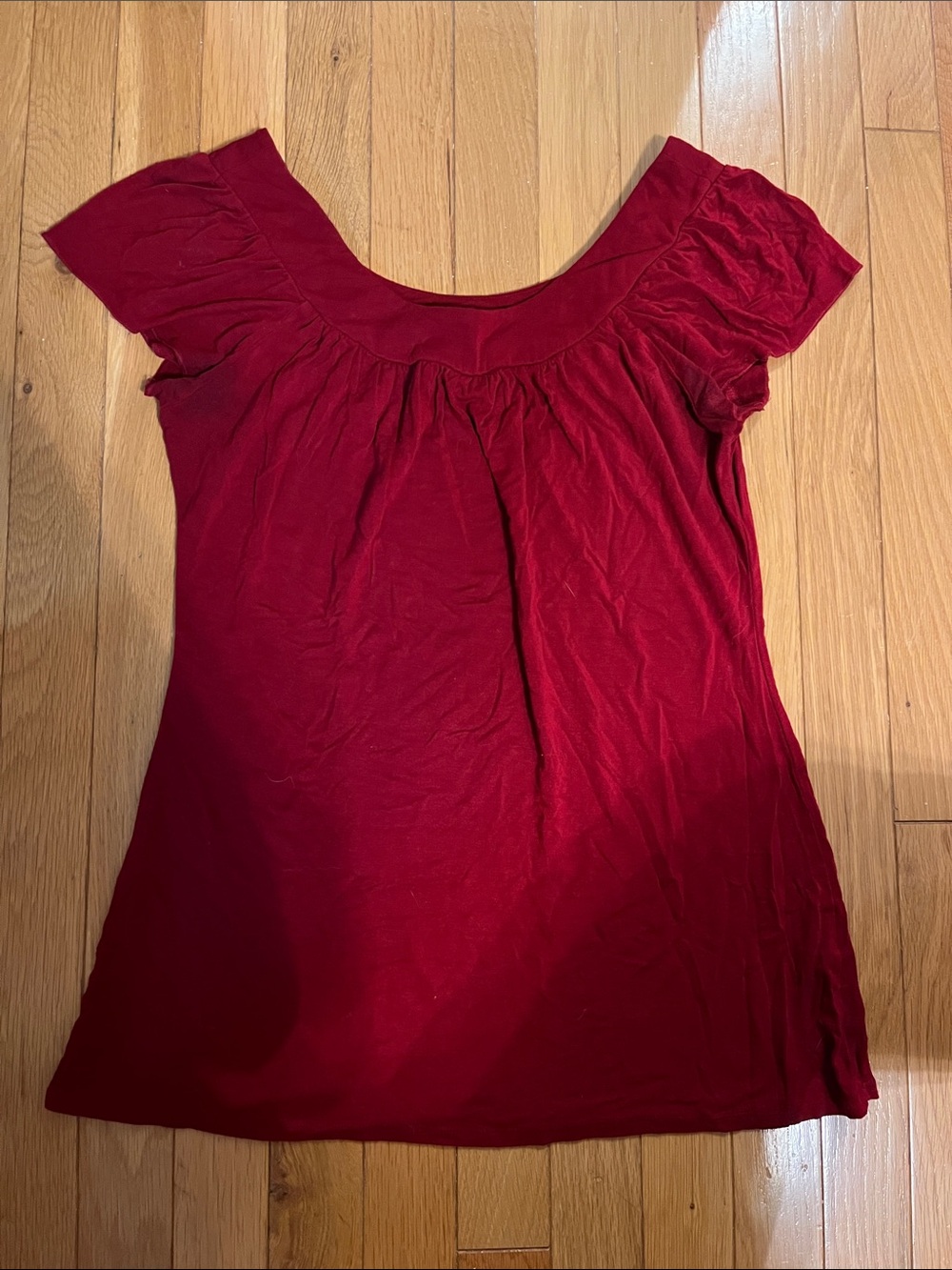 Smart Set crimson red flowy Y2K top